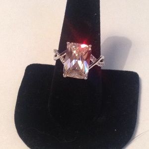 Fashion Ring Size 8